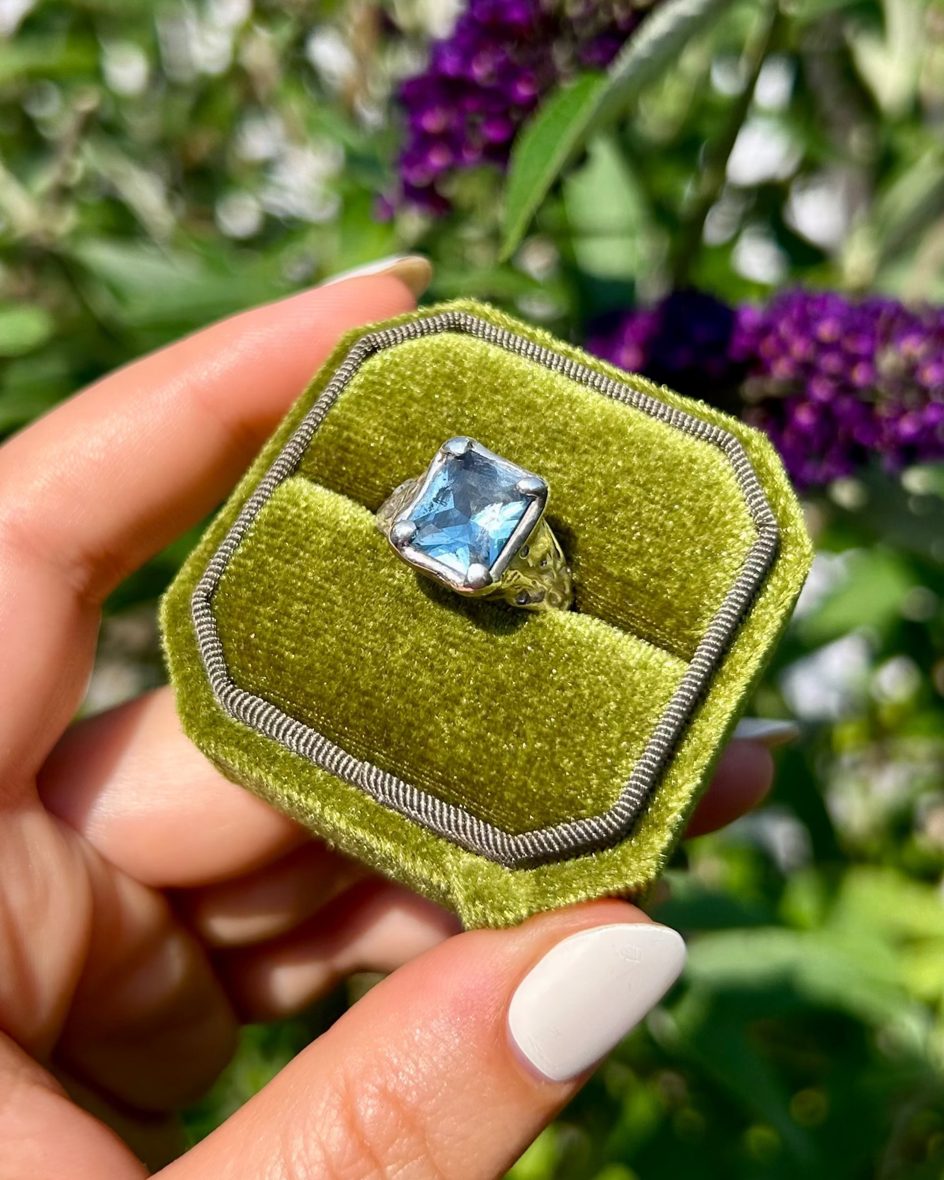 AQUA Ring