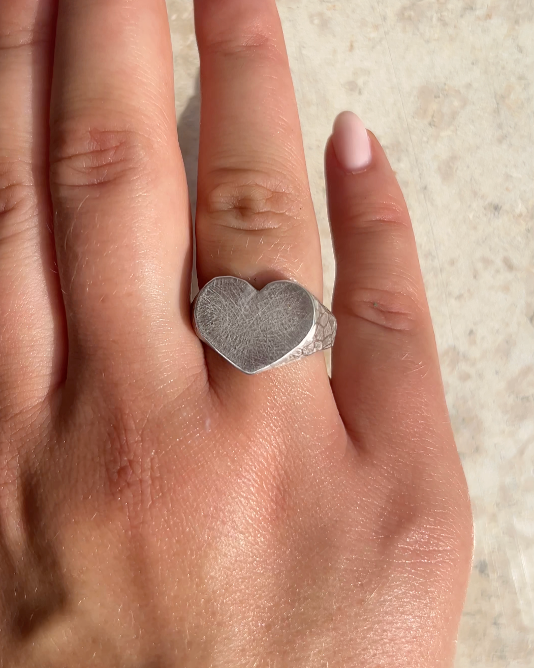 LOVE Ring