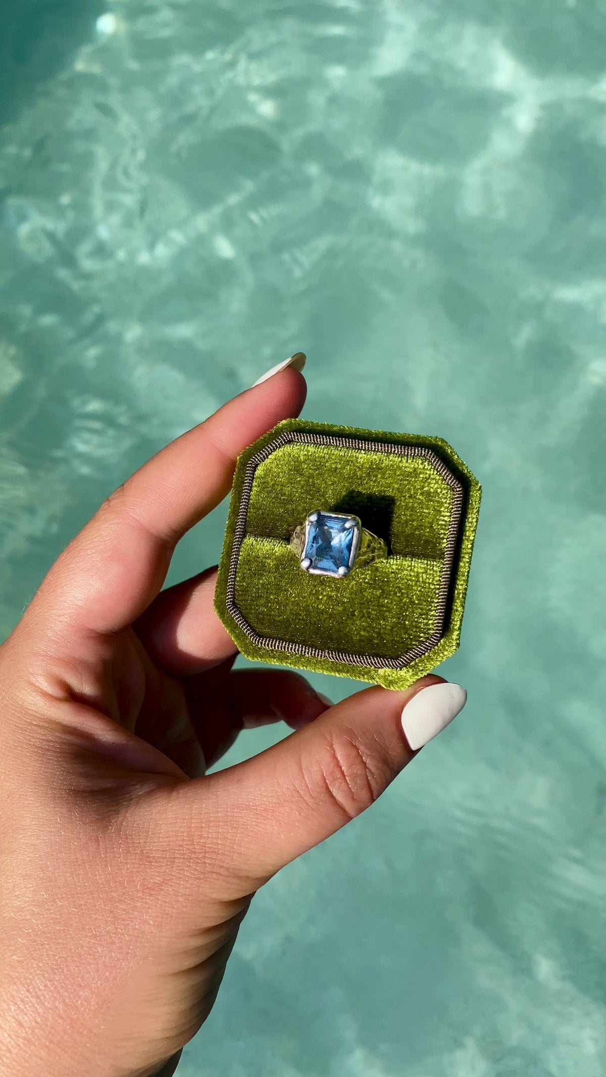 AQUA Ring